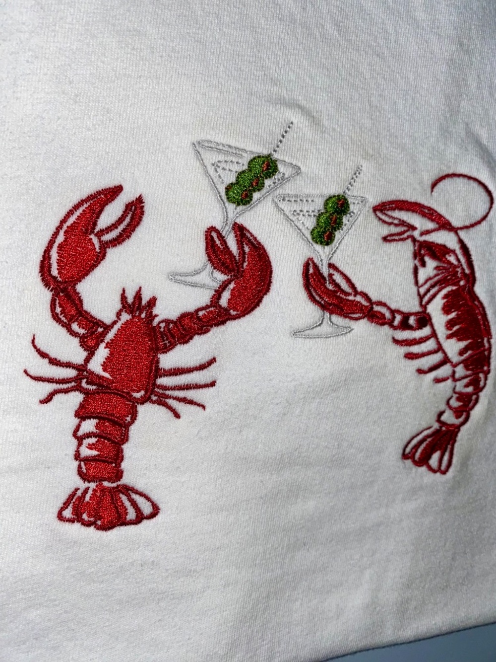 Embroidered lobsters toasting with martinis ๐ธ - Picture 7 of 9